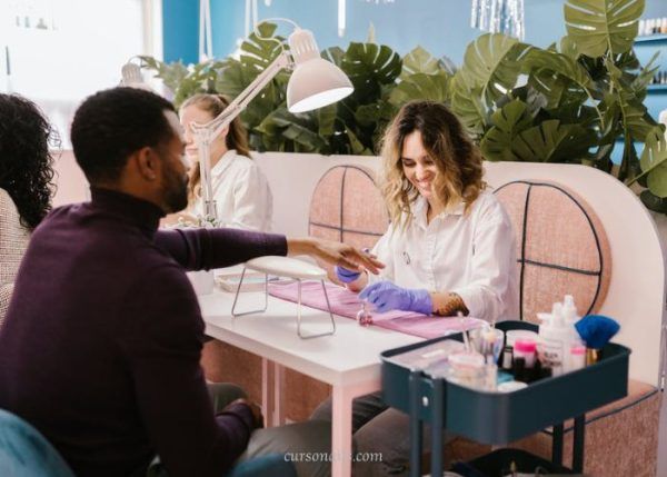 Consejos de marketing para el éxito de un salón de uñas