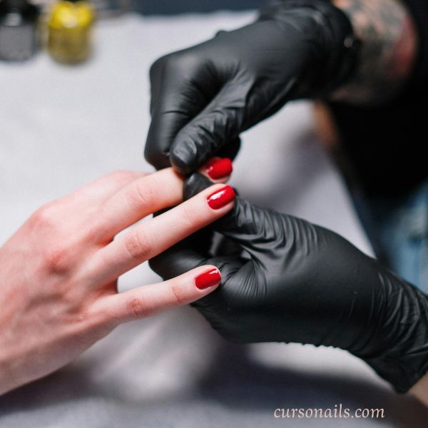 Consejos para elegir el mejor curso de uñas online con certificado
