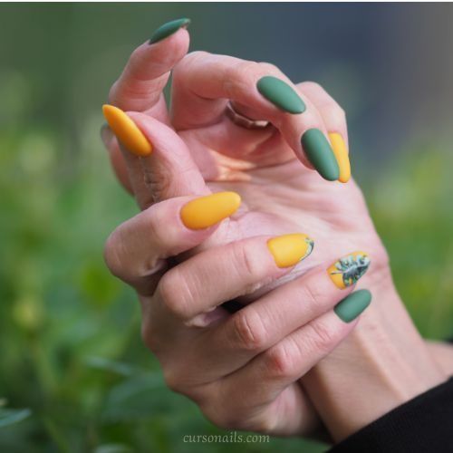 Descanso entre manicuras para uñas saludables